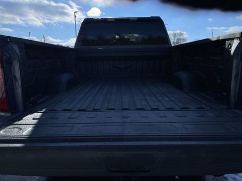 Used 2024 Chevrolet Silverado 2500 LT image 25