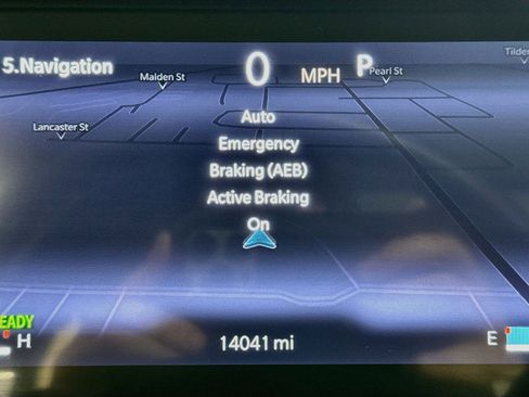 Used 2023 Jeep Grand Cherokee Overland w/ Advanced Protech Group III image 18