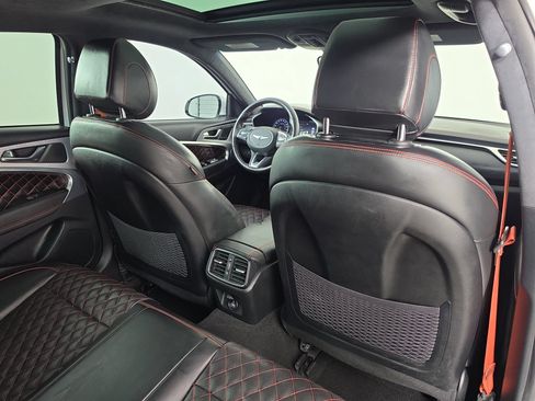 Used 2022 Genesis G70 3.3T RWD image 40