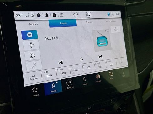 New 2025 Jeep Grand Cherokee Limited RWD image 13