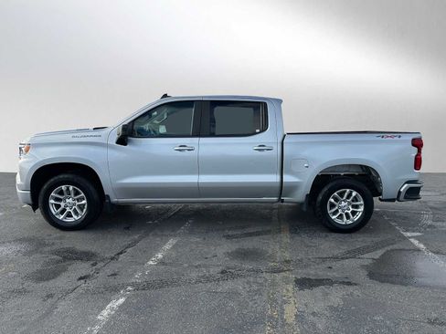 Used 2022 Chevrolet Silverado 1500 RST image 4