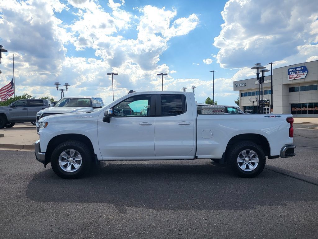 Used 2021 Chevrolet Silverado 1500 LT AWD/4WD image 7
