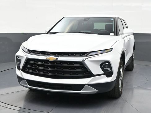 Used 2023 Chevrolet Blazer LT FWD image 8
