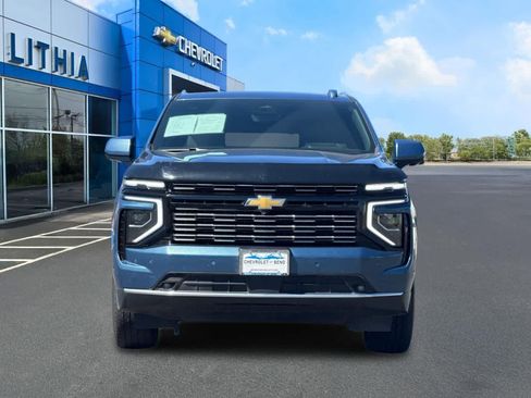 Used 2025 Chevrolet Tahoe High Country AWD/4WD image 10