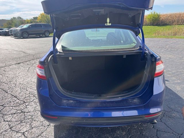 Used 2014 Ford Fusion SE FWD image 5