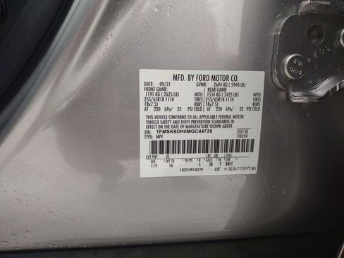 Used 2021 Ford Explorer XLT w/ Equipment Group 202A image 35