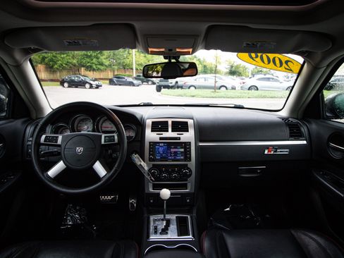 Used 2009 Dodge Charger R/T RWD image 28