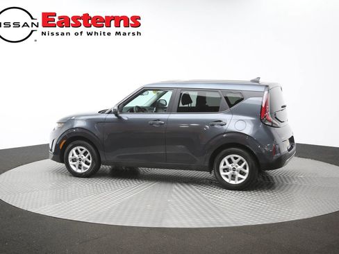 Used 2025 Kia Soul LX w/ LX Technology Package FWD image 60