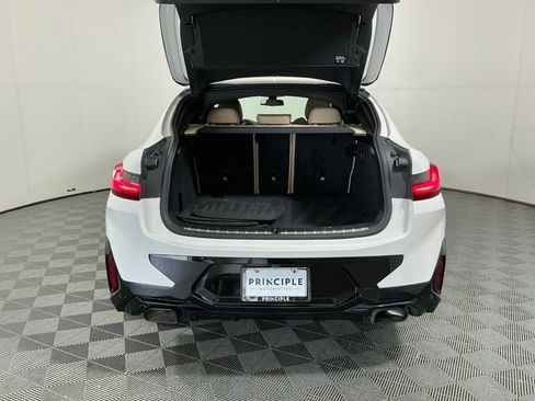 Used 2023 BMW X4 xDrive30i w/ M Sport Package AWD/4WD image 28
