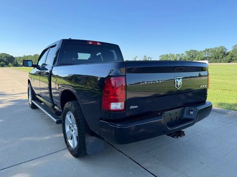 Used 2018 RAM 1500 Express AWD/4WD image 7