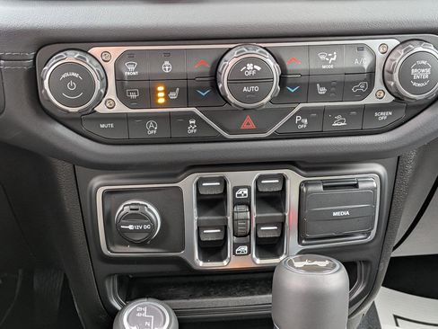 New 2026 Jeep Wrangler Sahara image 21