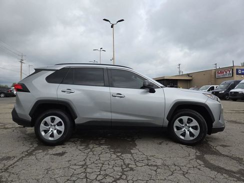 Used 2019 Toyota RAV4 LE w/ All Weather Liner Package FWD image 10