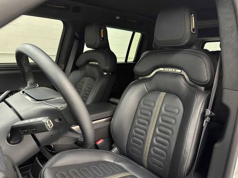 Used 2025 Rivian R1S Adventure image 13