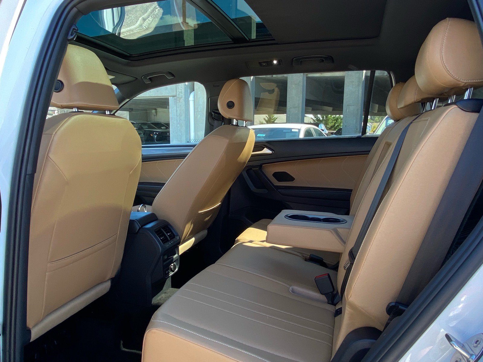 Certified 2023 Volkswagen Tiguan SE R-Line FWD image 19