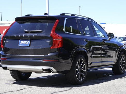 Used 2018 Volvo XC90 T6 Momentum w/ Convenience Package AWD/4WD image 5
