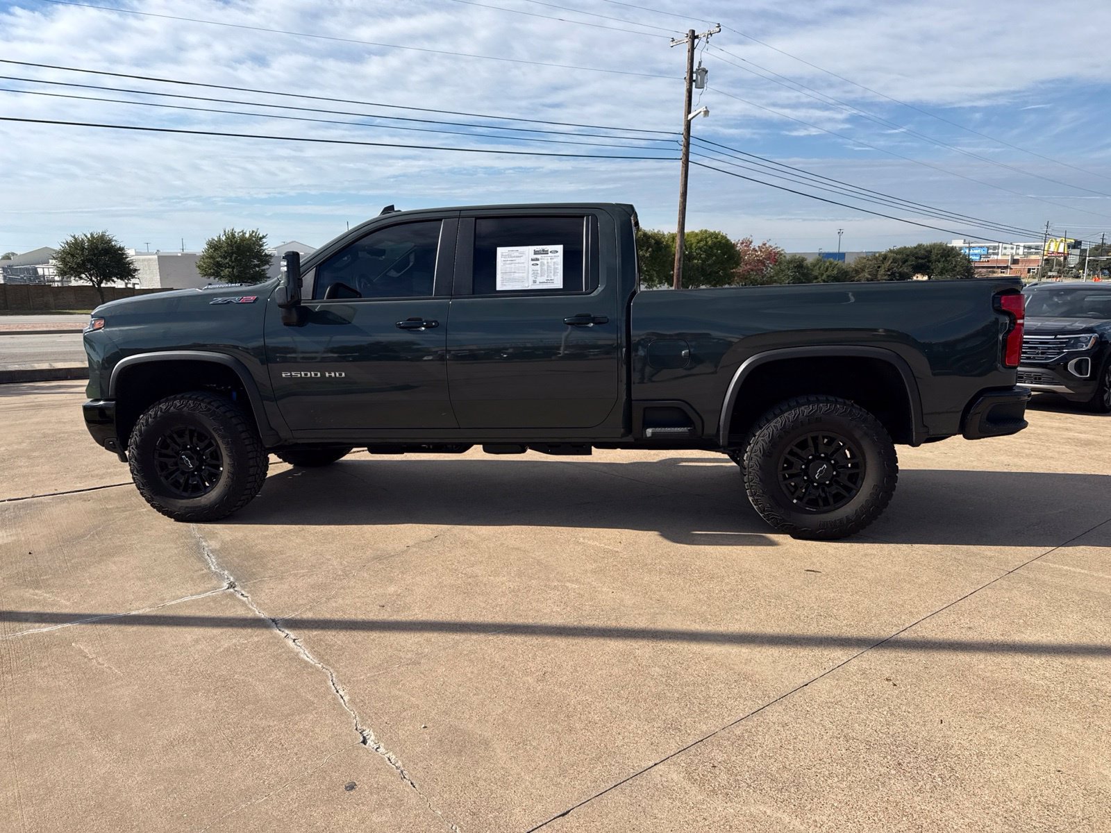 Used 2026 Chevrolet Silverado 2500 ZR2 AWD/4WD image 4