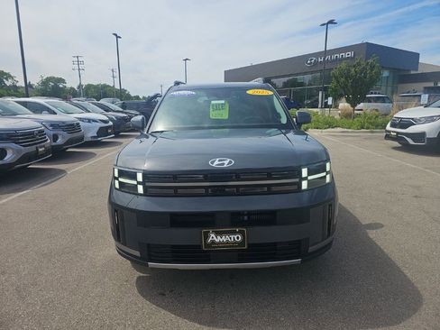 Used 2025 Hyundai Santa Fe Limited AWD/4WD image 8