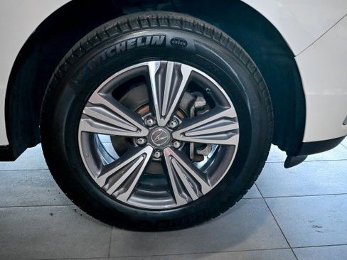 Used 2019 Acura MDX SH-AWD image 11