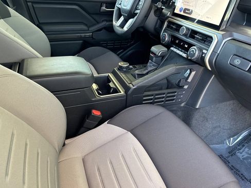Used 2026 Toyota Tacoma TRD Sport AWD/4WD image 20