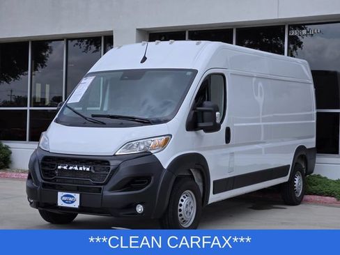 Used 2026 RAM ProMaster 2500 w/ Convenience Group FWD image 3