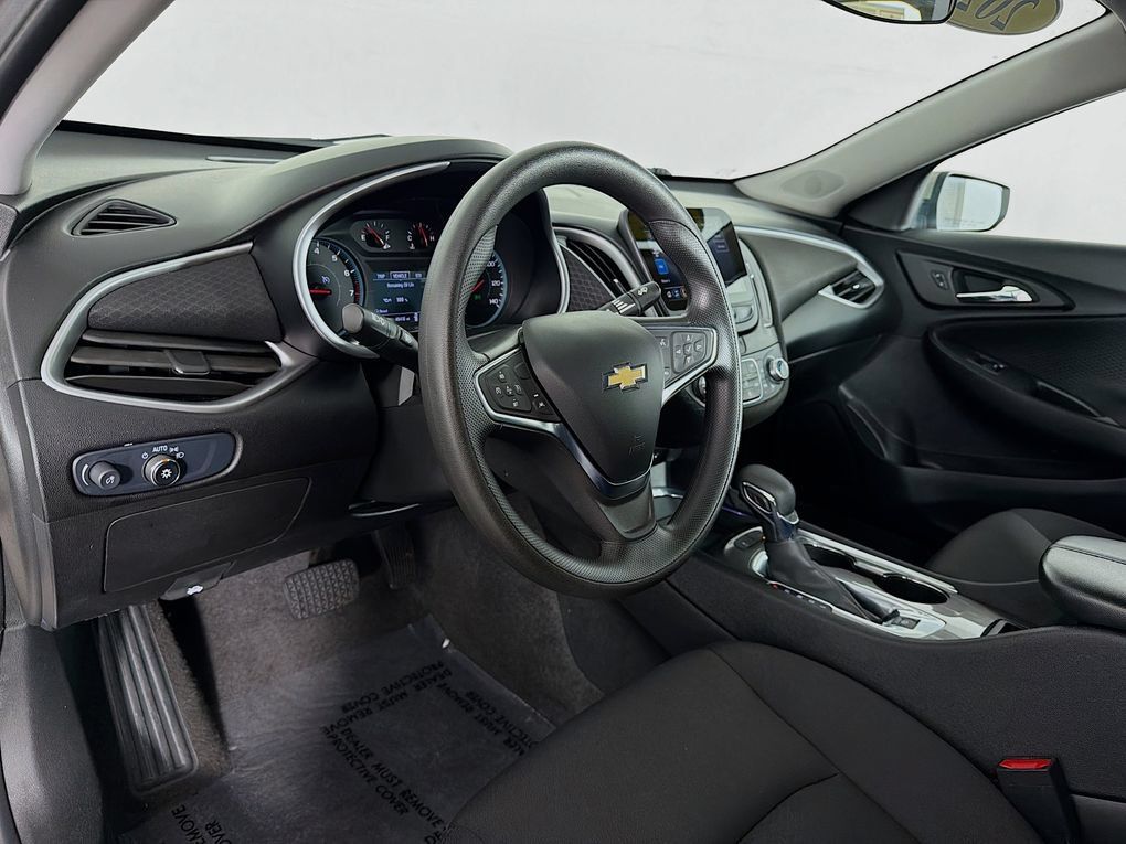 Used 2024 Chevrolet Malibu LT FWD image 14