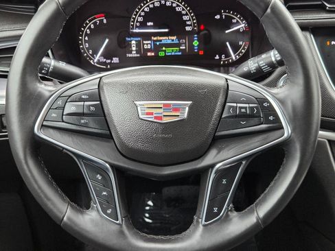 Used 2017 Cadillac XT5 Luxury w/ Driver Awareness Package FWD image 24