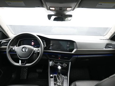 Used 2021 Volkswagen Jetta SEL Premium image 38