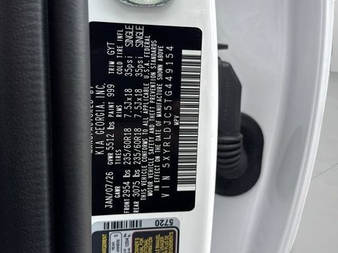 New 2026 Kia Sorento S AWD/4WD image 32