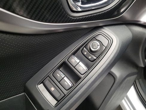 Used 2019 Subaru Impreza 2.0i Limited w/ Popular Package #2 image 27