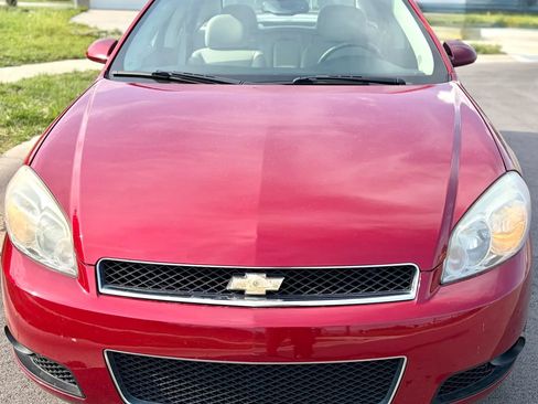 Used 2013 Chevrolet Impala LTZ FWD image 2