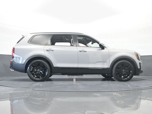 Used 2022 Kia Telluride SX w/ SX Prestige Package image 70