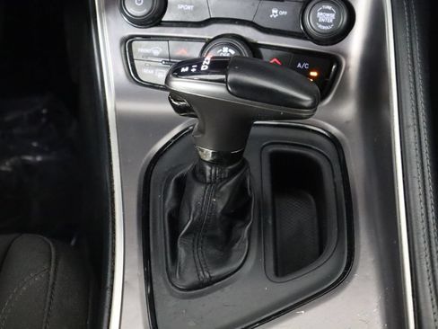 Used 2021 Dodge Challenger SXT RWD image 28