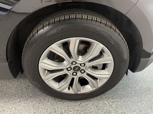 Used 2024 Ford Edge Titanium w/ Equipment Group 301A image 31