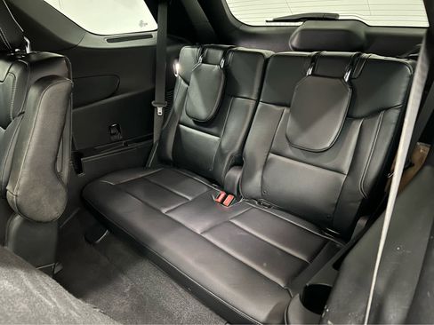 Used 2020 Ford Explorer ST image 35