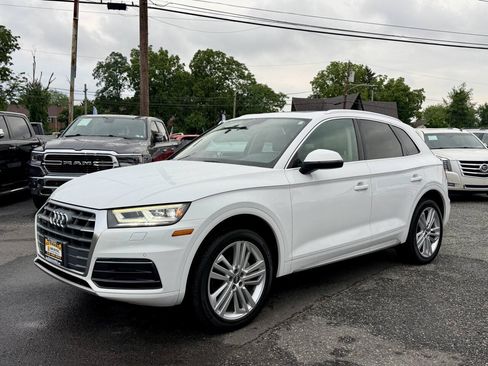 Used 2018 Audi Q5 2.0T Premium Plus w/ Premium Plus Package AWD/4WD image 5