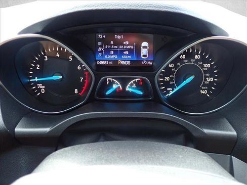 Used 2019 Ford Escape SE FWD image 22