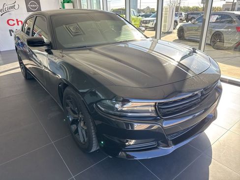 Used 2023 Dodge Charger SXT w/ Blacktop Package image 1