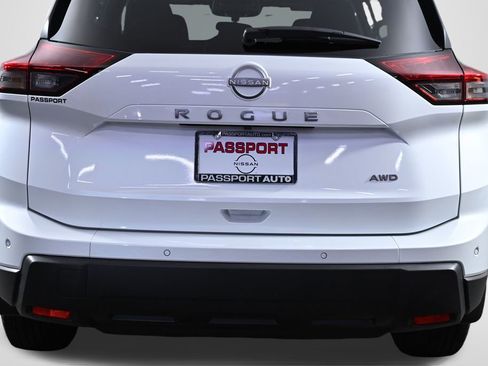 Certified 2025 Nissan Rogue S image 7