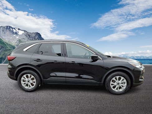 Certified 2023 Ford Escape Active w/ Tech Pack #2 image 7