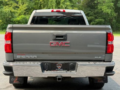 Used 2017 GMC Sierra 1500 SLE w/ SLE Value Package AWD/4WD image 5