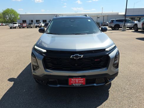 New 2026 Chevrolet Equinox RS w/ Convenience Package III FWD image 3