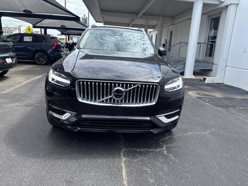 Certified 2023 Volvo XC90 B6 Plus w/ Protection Package Premier AWD/4WD image 2