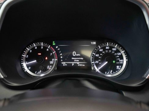 Used 2024 Toyota Highlander XSE AWD/4WD image 16