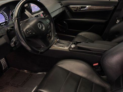 Used 2010 Mercedes-Benz C 63 AMG Sedan image 3