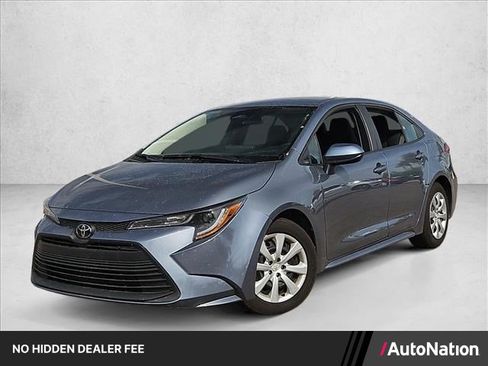 Used 2024 Toyota Corolla LE FWD image 1