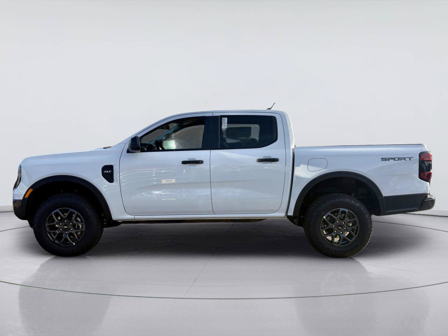 New 2026 Ford Ranger XLT w/ Equipment Group 301A High RWD image 2