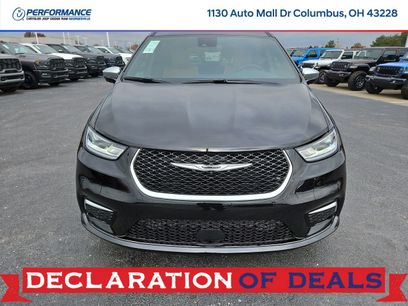 New 2026 Chrysler Pacifica Pinnacle w/ Trailer Tow Group