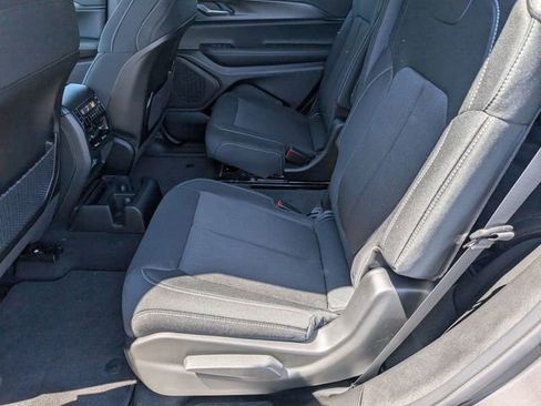 New 2026 Jeep Grand Cherokee L Laredo RWD image 24