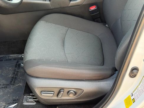 Used 2024 Toyota RAV4 XLE w/ Convenience Package image 18