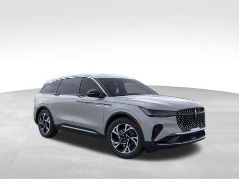 New 2026 Lincoln Nautilus Premier w/ Equipment Group 102A image 29